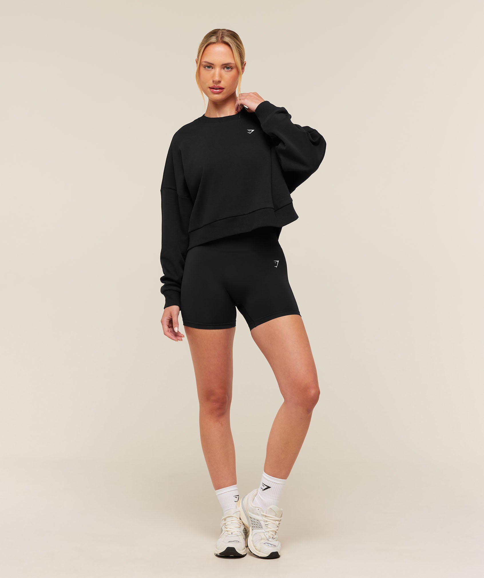Training Oversized Boxy Sweatshirt - Black