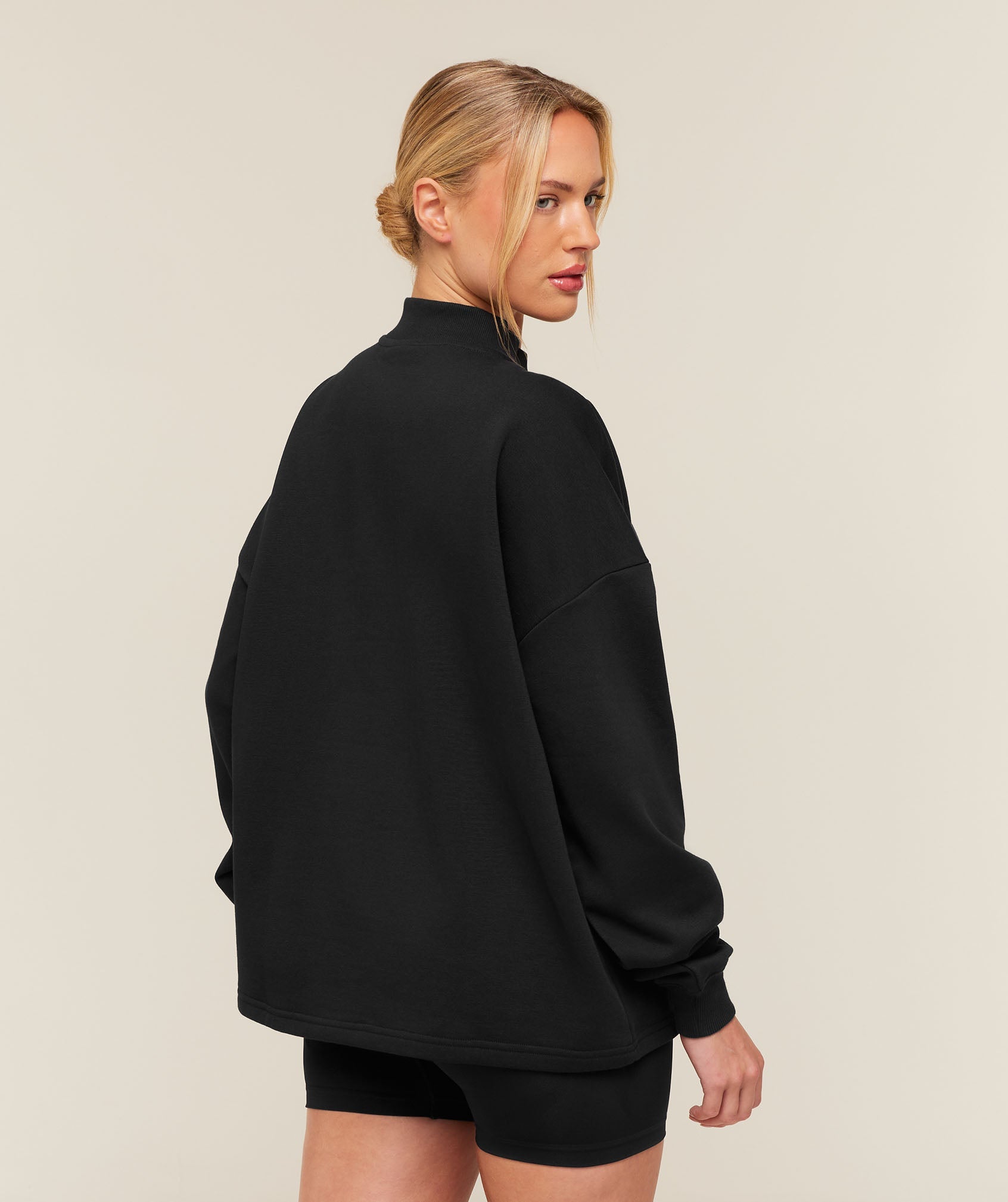 Training Oversized 1/4 Zip - Black